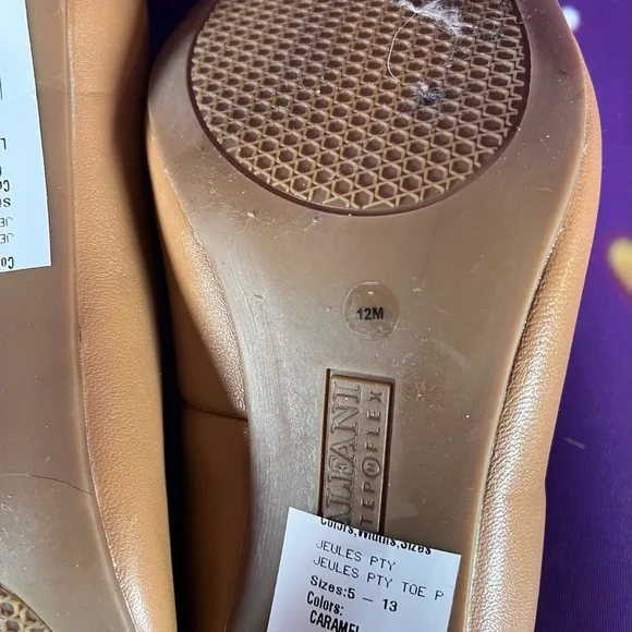 Alfani Women's Tan Heels - Picture 4 of 4